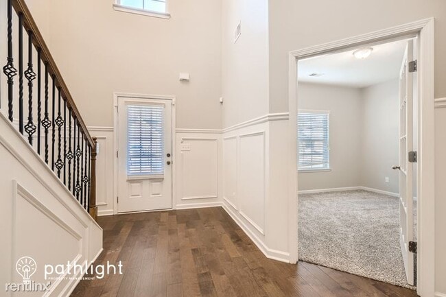 Foto del edificio - 5 br, 3 bath House - 6236 Old Kingston Dr ...