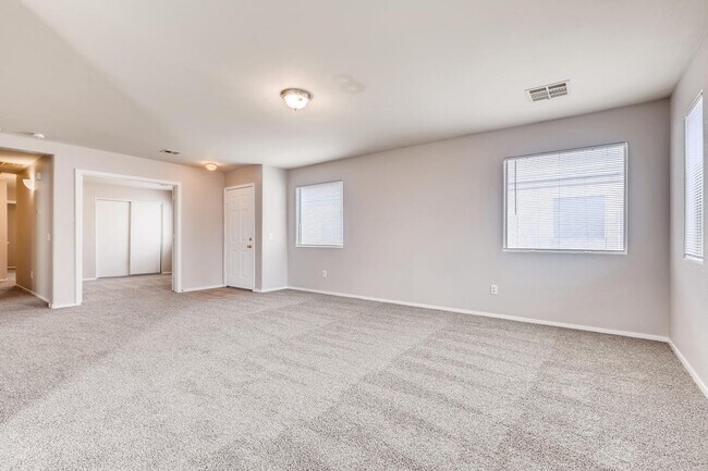 Building Photo - BEAUTIFUL 1 Story, 3 Bedroom 2 Bath Home Near Centennial Hills