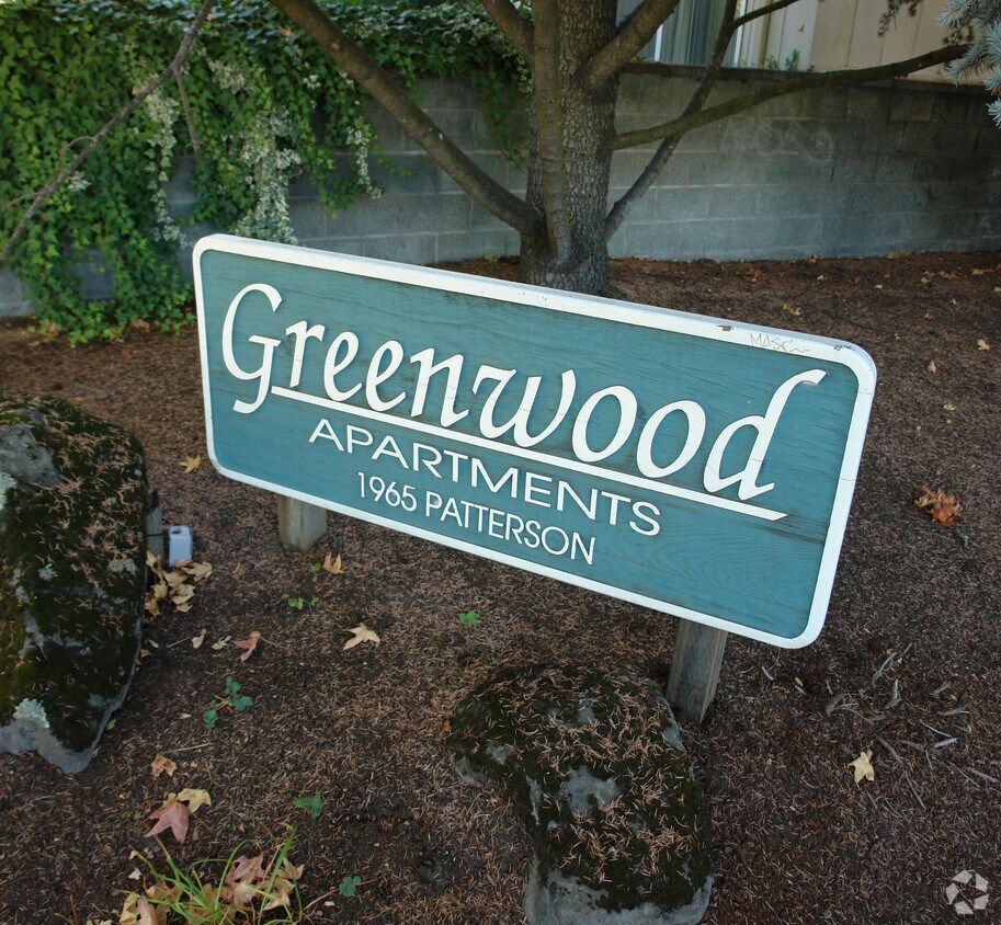 Foto del edificio - Greenwood Apartments
