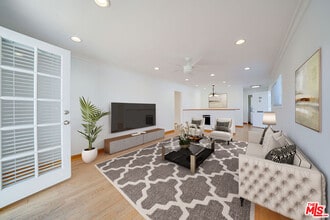 Building Photo - 230 Bicknell Ave