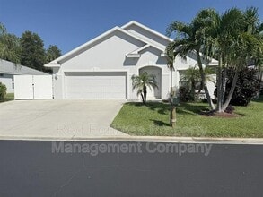 Building Photo - 15570 Beach Pebble Way