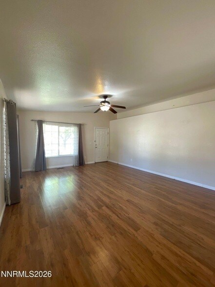 Foto del edificio - 17825 Fairfax Ct
