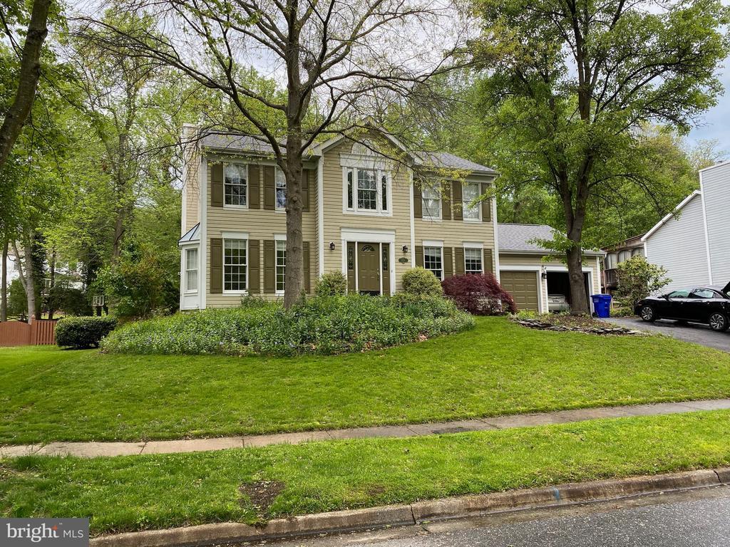 Building Photo - 8106 Gold Cup Ln