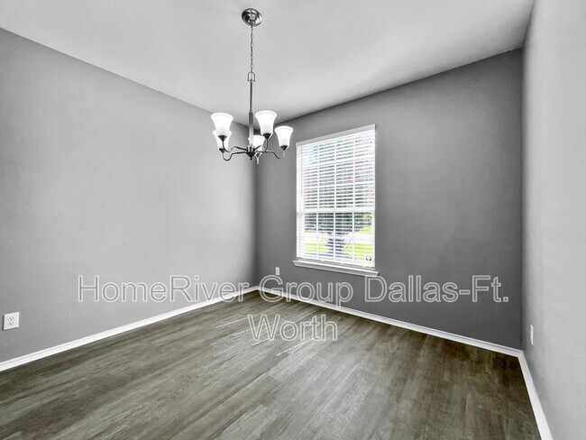 Foto del edificio - 507 Binkley Ct