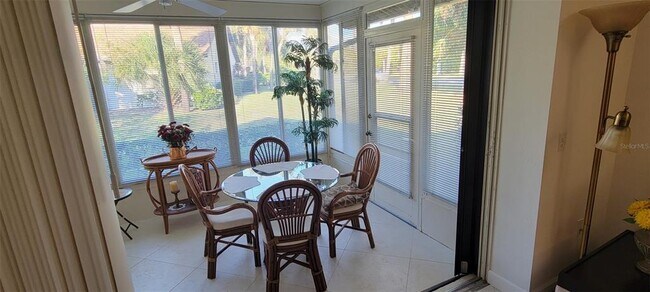 Building Photo - 1211 Capri Isles Blvd