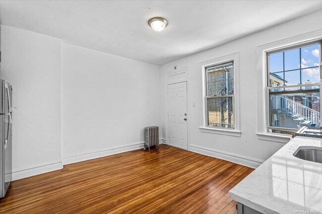 Foto del edificio - 1059 Vincent Ave