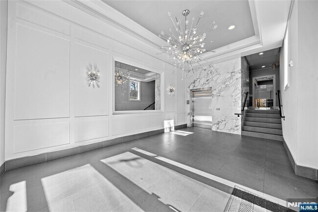 Foto del edificio - 313 Woodland Pl