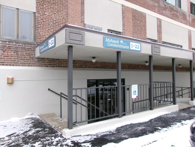 Foto del edificio - 222 S Ten Broeck St