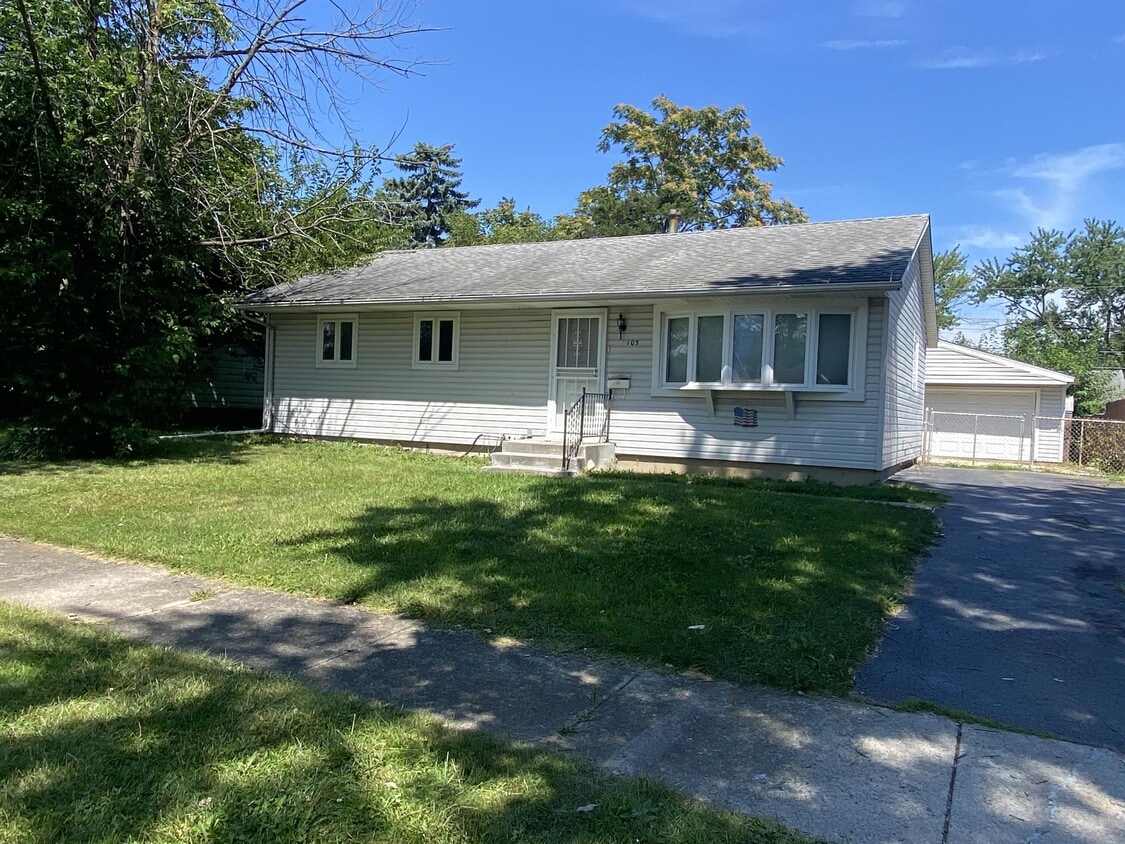 105 Floyd Ln S, Chicago Heights, IL 60411 House Rental in Chicago