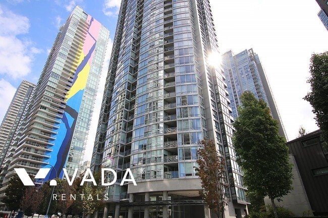 Building Photo - Azura 1 Bedroom Apartment For Rent 2007-14...