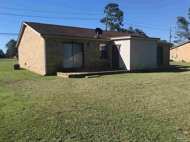Foto del edificio - 932 E Johnson Ave