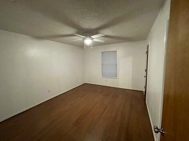 Foto del edificio - 13573 Sheldon Ln-The Soape Brothers FLP