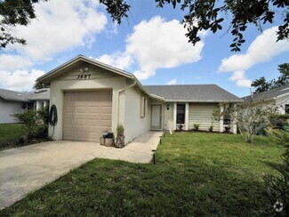 Building Photo - 3687 Driftwood Dr