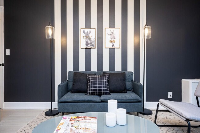 Building Photo - 215 Piedmont Ave NE