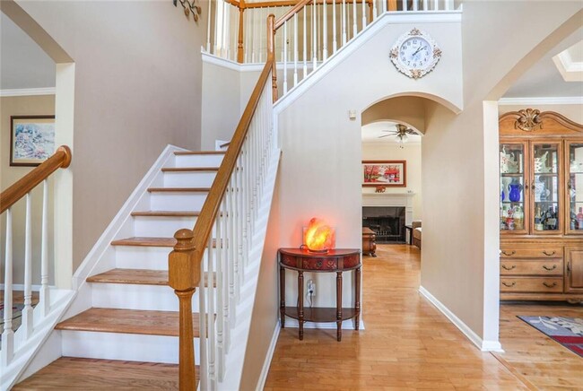 Building Photo - 2835 Olde Town Park Dr