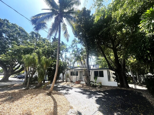 Photo - 2720 Shipping Ave House