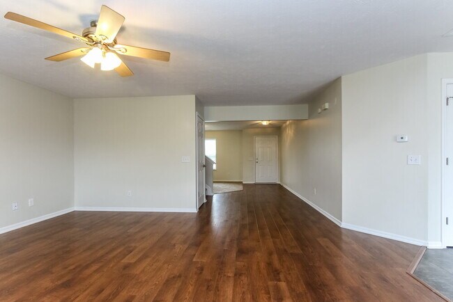 Foto del edificio - 1685 Cedar Mill Dr