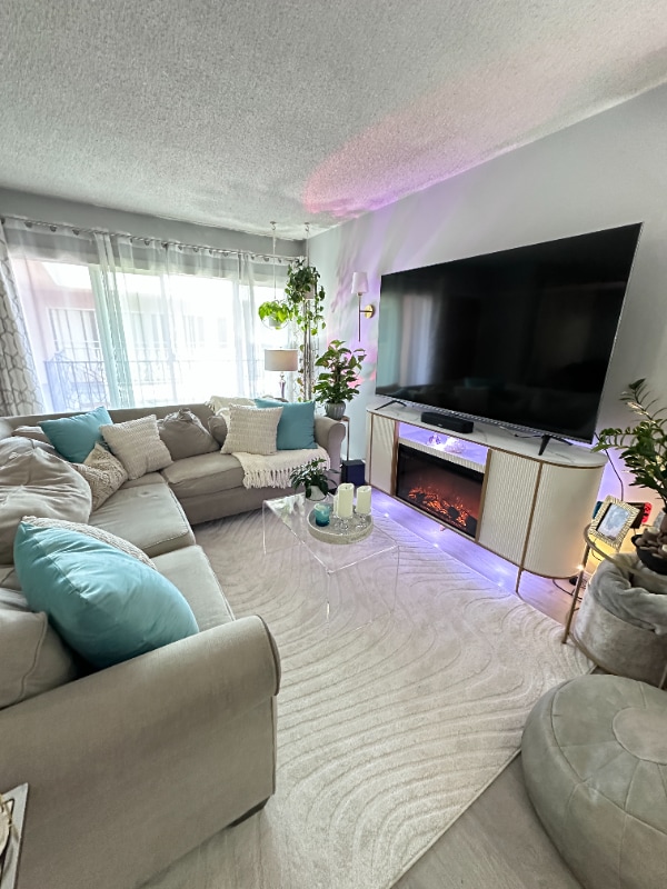 Foto del edificio - 1139 E Ocean Blvd