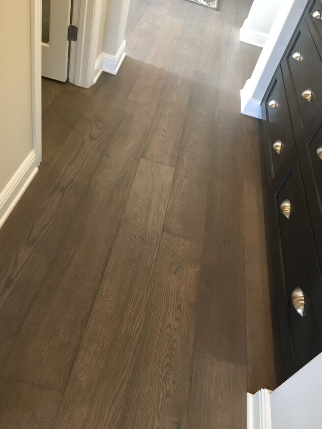 Sala de estar - 4313 1/2 Radford Ave