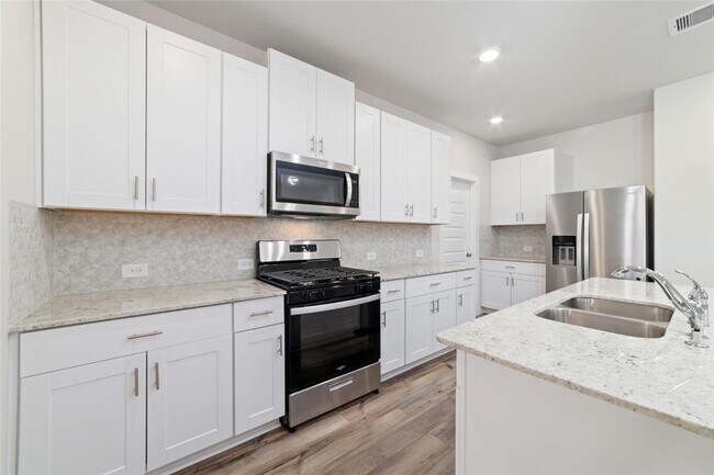 Building Photo - 9521 Sugar Berry Dr