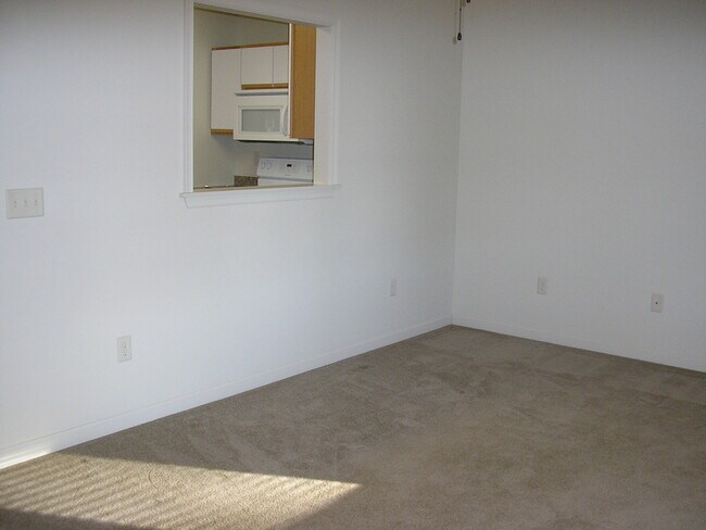 2017 Pine Harbor Ln Unit 204 Rockingham VA 22801 2017 Pine Harbor 2017-pine-harbor-ln-unit-204-rockingham-va-22801-2017-pine-harbor