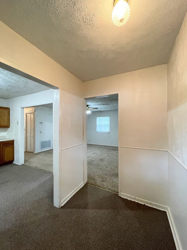 Building Photo - 3 Bed 2 Bath Home in Arlington