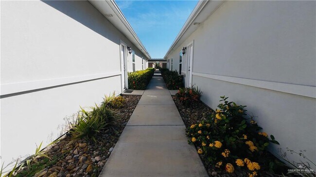 Foto del edificio - 7 Carlisle Ave