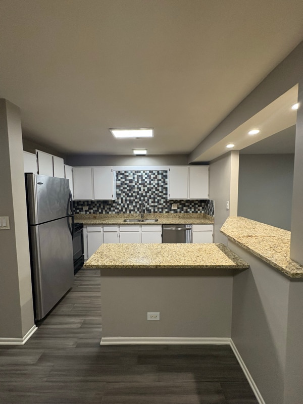 Building Photo - 1324 Geneva Dr