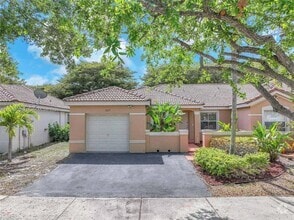 Building Photo - 1617 Zenith Way