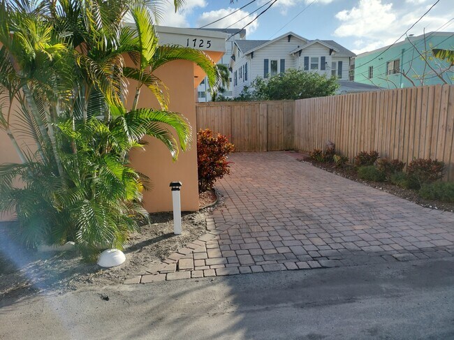 Parking space - 1725 Jefferson St