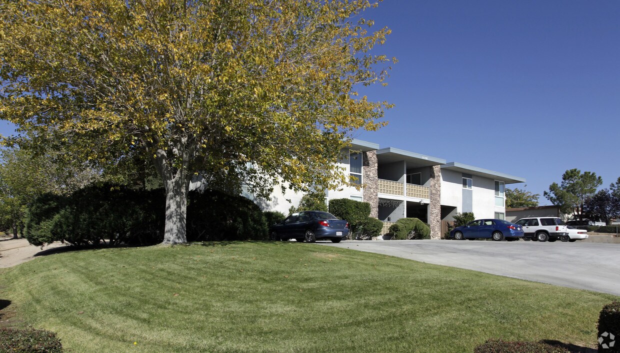 Primary Photo - North Apple Valley