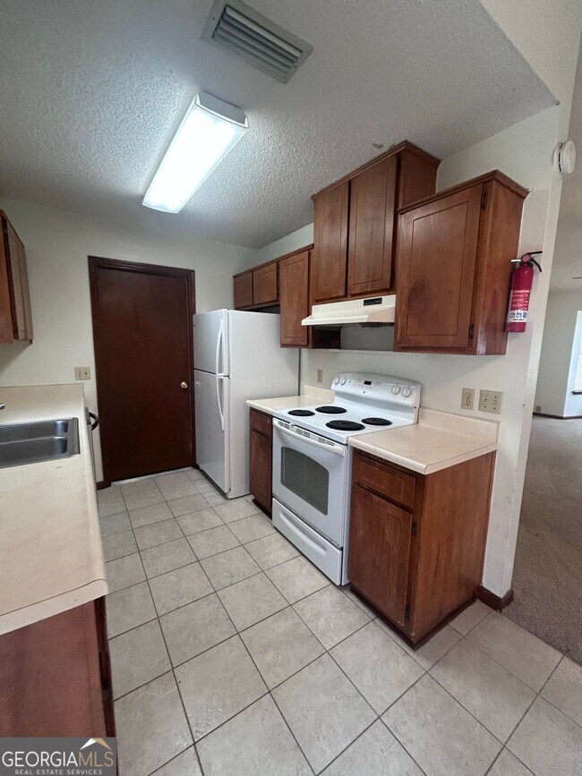 Foto del edificio - 505 Westgate Cir