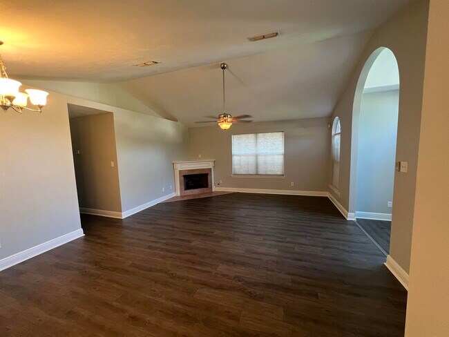 Foto del edificio - 2159 Kinsley Ln
