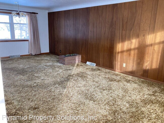 Foto del edificio - 3 br, 1 bath House - 2523 Lynner Dr
