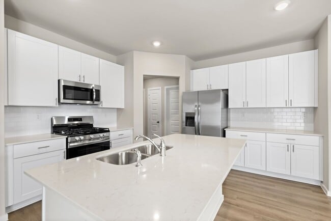 Foto del edificio - 166 Sterling River Ln