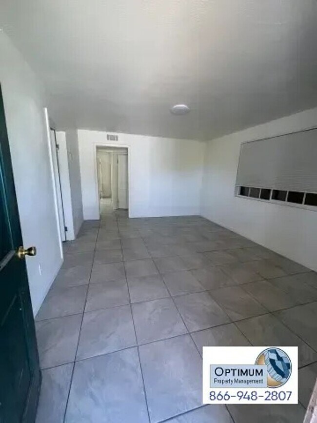 Foto del edificio - 15755 Cottonwood St