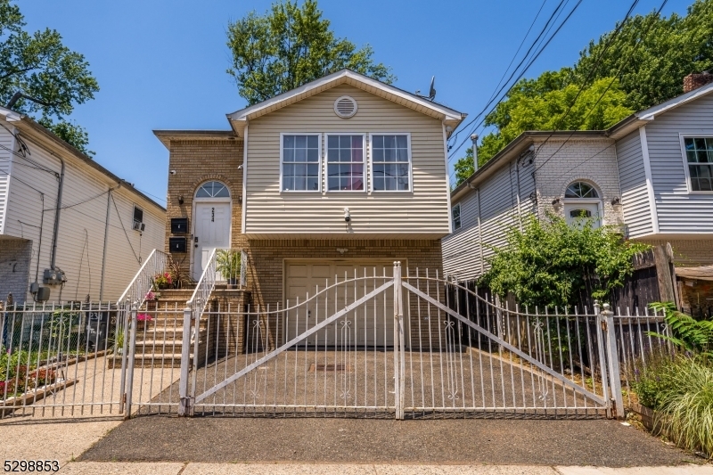 Foto principal - 234 4th St