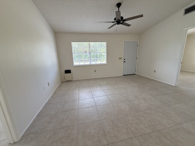 Foto del edificio - 6269 Grayson St