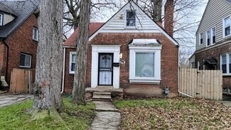 Building Photo - 5267 3 Mile Dr
