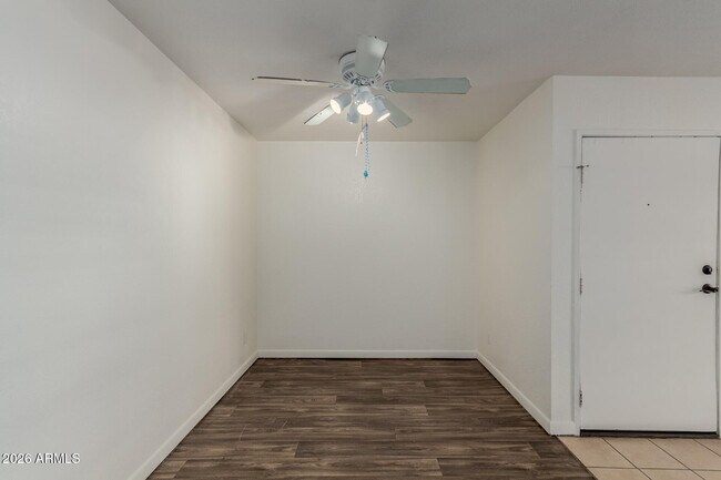 Foto del edificio - 5995 N 78th St