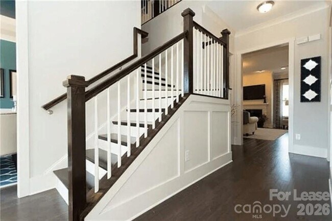 Building Photo - 4018 Orchid Way