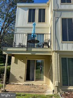 Building Photo - 1823 N Shore Ct
