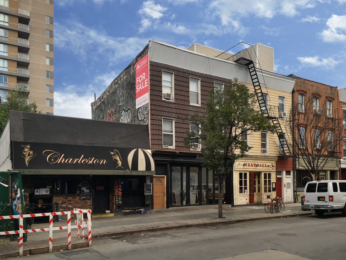 Foto principal - 172 Bedford Ave