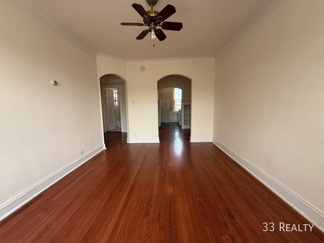 Building Photo - 2751 N Lavergne Ave