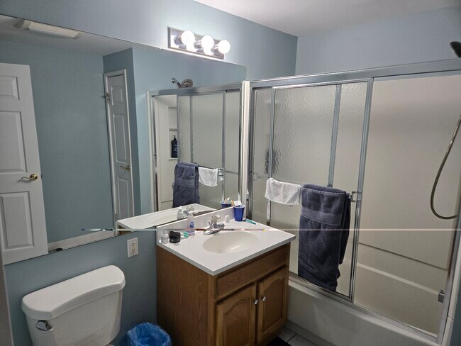 Foto del edificio - 300 Broad St