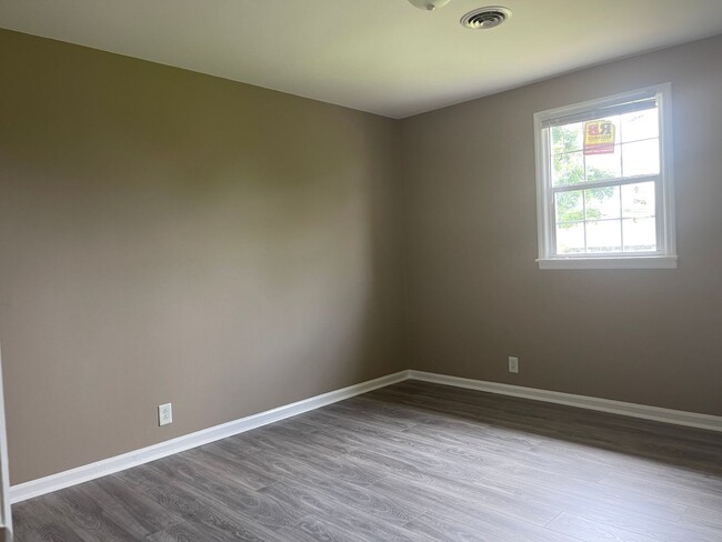 Photo - 2bd 1 ba Duplex in Hermitage House