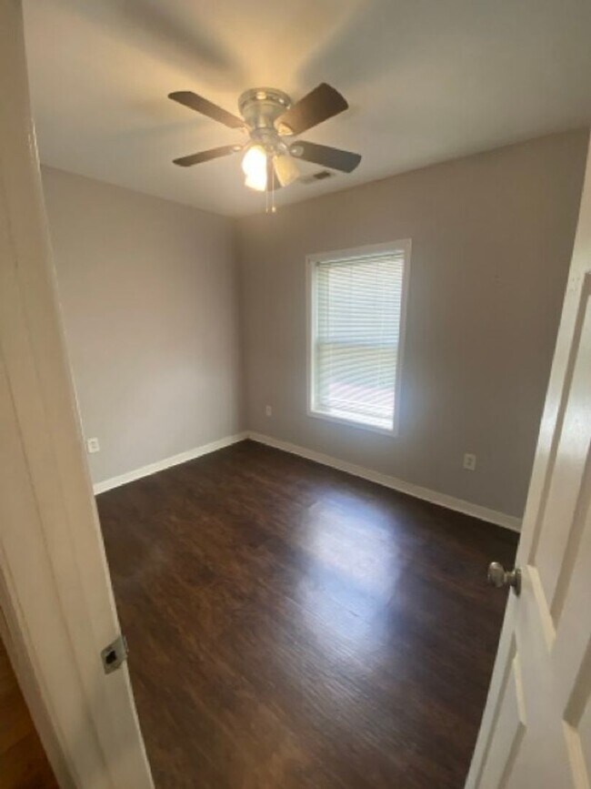 Foto del edificio - Cute 3 Bedroom Manchester Bungalow