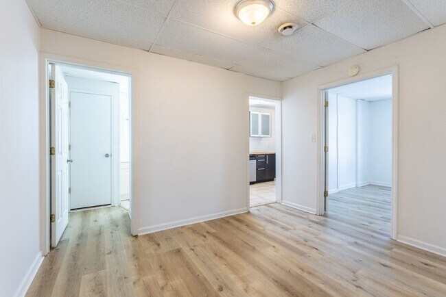 Foto del edificio - 742 E Warrington Ave