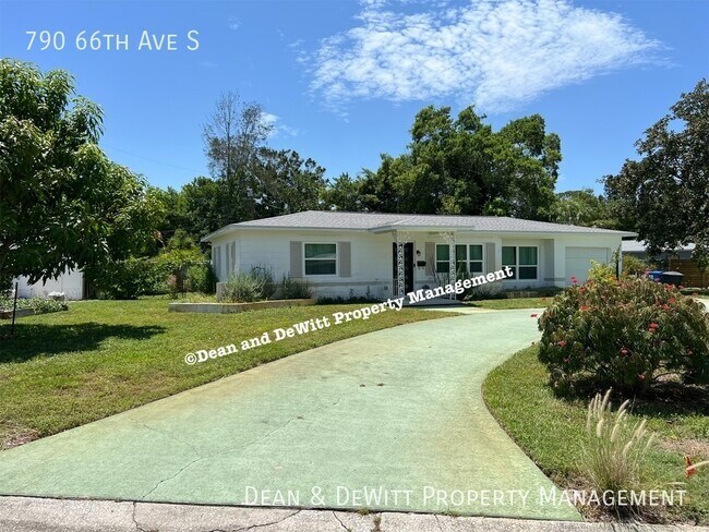 Foto del edificio - Pinellas Point 2/1 SFH - For Rent