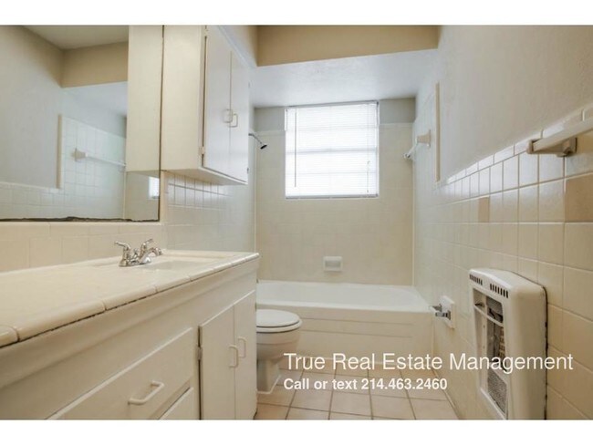 Foto del edificio - 8804 Jennie Lee Ln